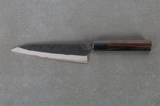 Handgeschmiedetes Santokumesser mit Holzgriff