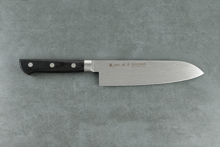 Santokumesser 17 cm – 69 Lagen Damast AUS-10 | Schwarzer Holzgriff
