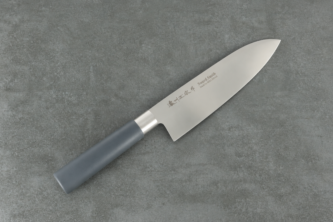 Japanisches Santokumesser 17 cm mit grau-blauer Griff