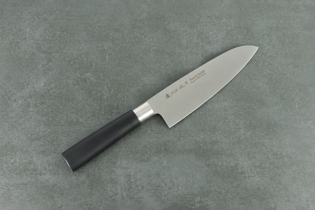 Japanisches Santoku-Messer 17 cm mit schwarzem Griff