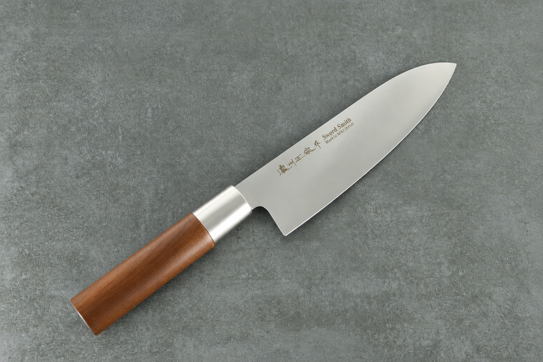 Santoku original japanisch mit dunklem Holzgriff