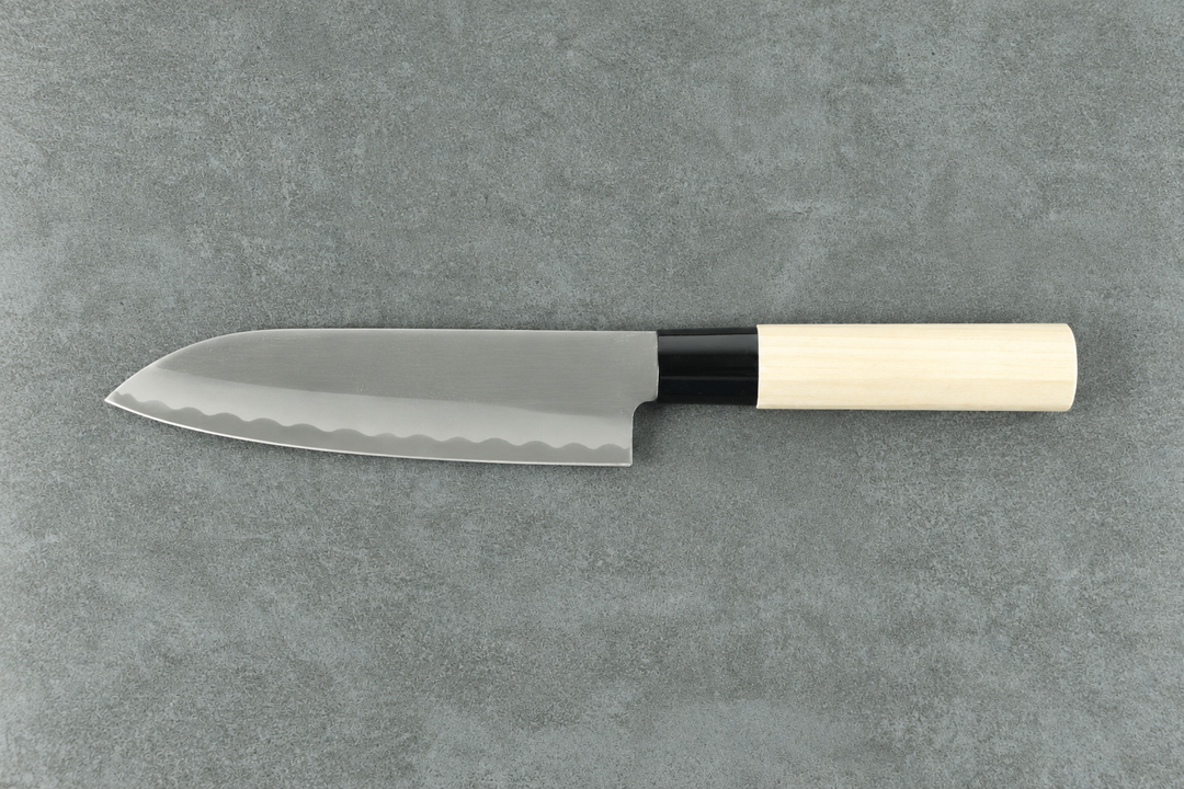 Kleines traditionelles Santokumesser